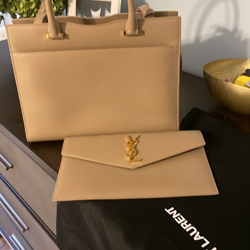 Saint Laurent Beige Leather Satchel - Picture 3 of 4